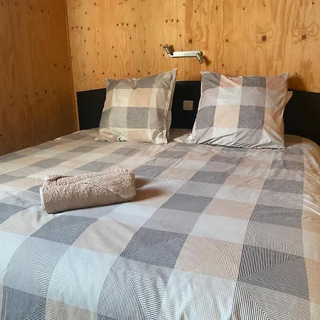 19 Bulle Der Jusque 8 Personnes Vue Du Der *